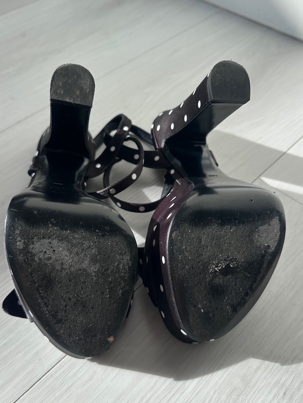 Dolce & Gabbana Black Polka Dot Platform Heels with Bow - Picture 3 of 3